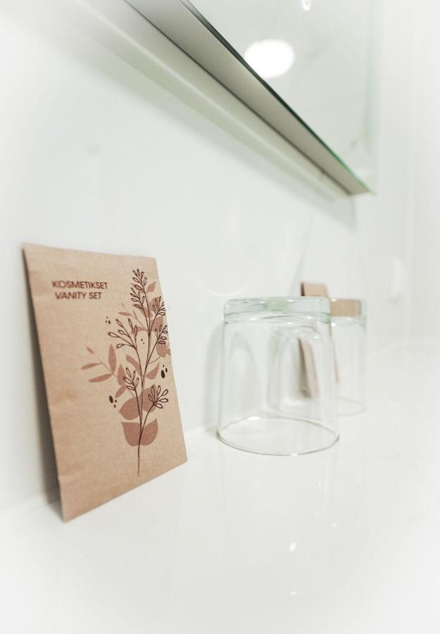 Hotel Zur Alten Stadtkellerei Leipzig Bagian luar foto A vanity kit